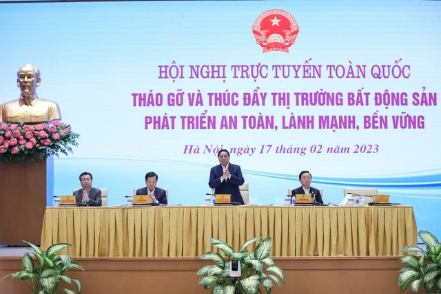 Thủ tướng Phạm Minh Chính chủ trì Hội nghị trực tuyến toàn quốc “tháo gỡ khó và thúc đẩy thị trường bất động sản phát triển an toàn, lành mạnh, bền vững”.