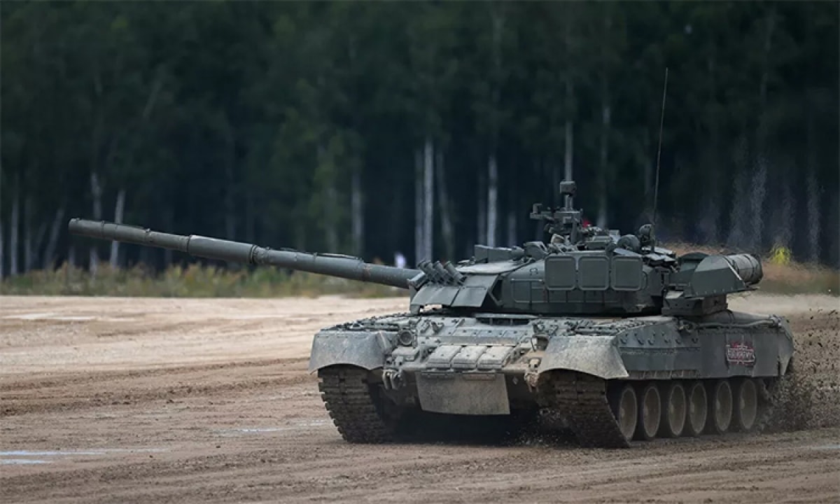 Xe tăng chủ lực T-72B-3 của Nga. Ảnh: RIA Novosti