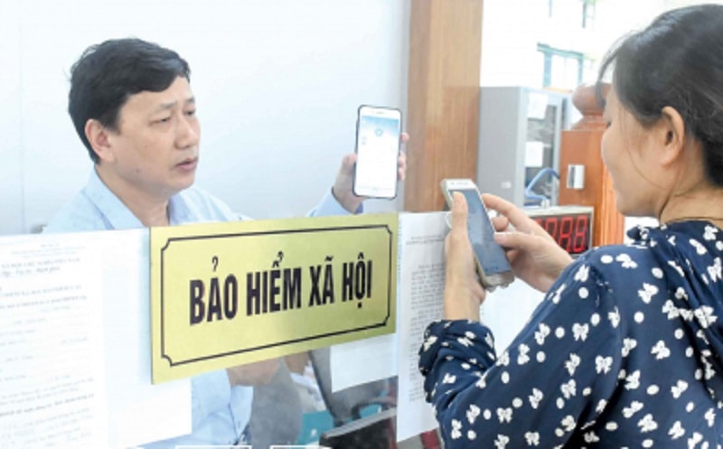 Với phương châm “hướng tới sự hài lòng của người dân và doanh nghiệp”, thời gian qua, Bảo hiểm xã hội tỉnh đã đưa công nghệ 4.0 để phục vụ tốt nhất quyền lợi của doanh nghiệp, người dân (ảnh báo Thái Bình)