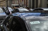 Hết thời làm việc từ xa, Uber “ăn đậm”