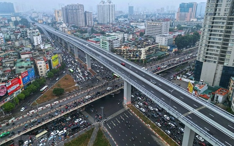 Hà Nội hiện quy hoạch 7 tuyến đường vành đai, trong đó 5 tuyến vành đai chính (1, 2, 3, 4, 5) và 2 tuyến vành đai hỗ trợ (2,5 và 3,5)