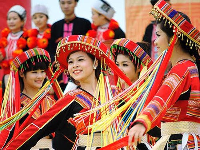 Bảo tồn các giá trị văn hóa là nhiệm vụ quan trọng.