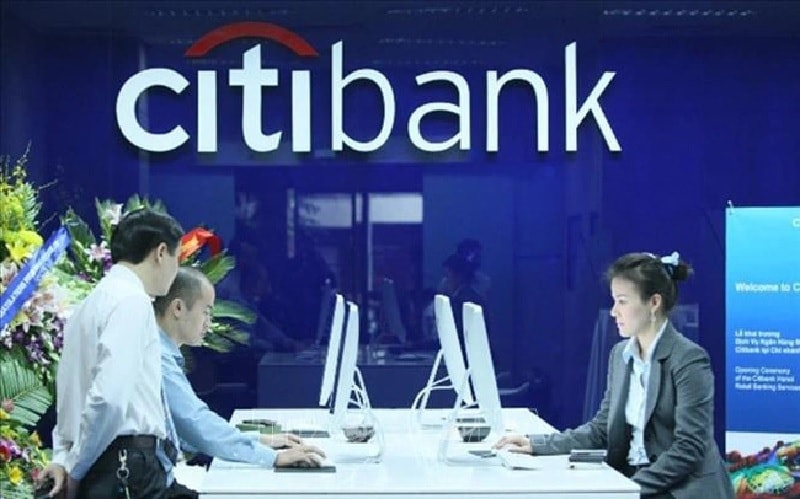 CitiNgân hàng Singapore United Overseas Bank (UOB) vừa đồng ý mua lại mảng bán lẻ của Citigroup tại 4 quốc gia Đông Nam Á là Indonesia, Malaysia, Thái Lan và Việt Nam với giá khoảng 4,915 tỷ đô la Singapore (tương đương 3,65 tỷ đô la Mỹ).