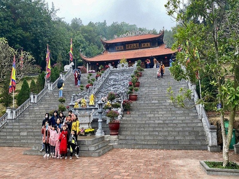 khu di tích Côn Sơn-Kiếp Bạc