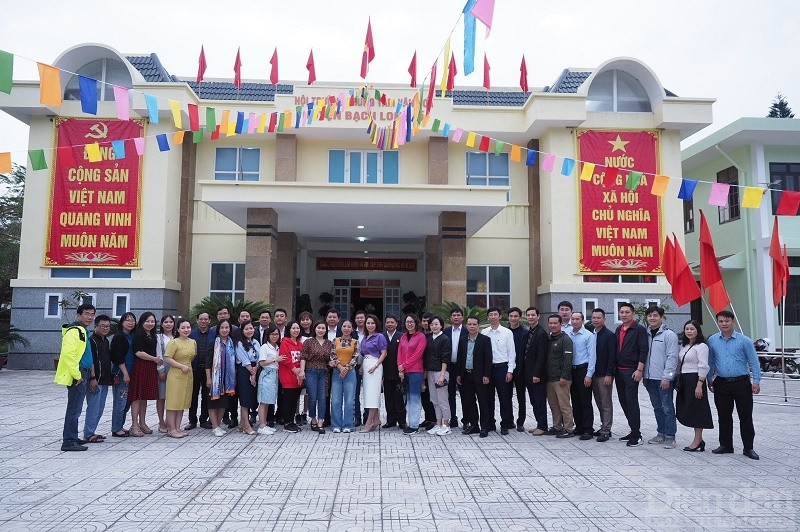 Đoàn công tác do Ban Tuyên giáo Thành ủy Hải Phòng, Sở Thông tin và Truyền thông Hải Phòng và các nhà báo thăm đảo Bạch Long Vĩ 8/3/3023