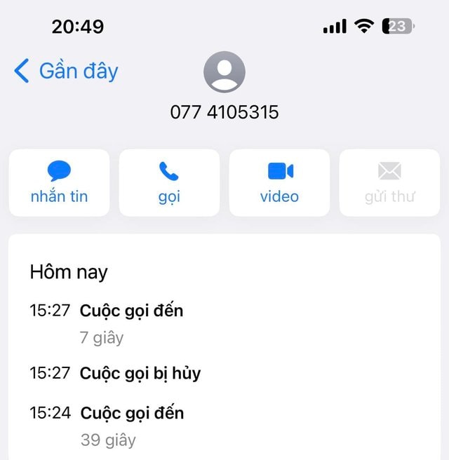 Những cuộc điện thoại gọi đến liên tục khiến phụ huynh không giữ được bình tĩnh (ảnh minh họa)