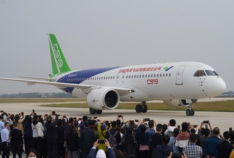 Máy bay C919 do COMAC sản xuất