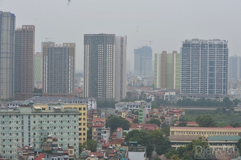 Đồng thời, quy định cụ thể quyền và nghĩa vụ của Ủy ban Mặt trận Tổ quốc Việt Nam, các tổ chức thành viên và của người dân trong giám sát việc tổ chức, thực hiện Luật Nhà ở sau khi được Quốc hội thông qua - Ảnh minh họa