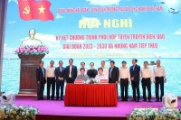 VCCI và Quân chủng Hải quân ký kết chương trình phối hợp tuyên truyền biển, đảo