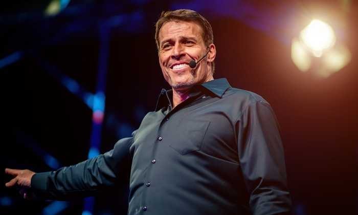 Anthony Robbins là tác giả của nhiều quyển sách bán chạy trên toàn thế giới, doanh nhân nổi tiếng, chuyên gia tư vấn Thông qua tổ chức The Anthony Robbins Foundation và các quỹ khác, Anthony đã góp phần cung cấp hơn 500 triệu bữa ăn cho người cơ nhỡ.