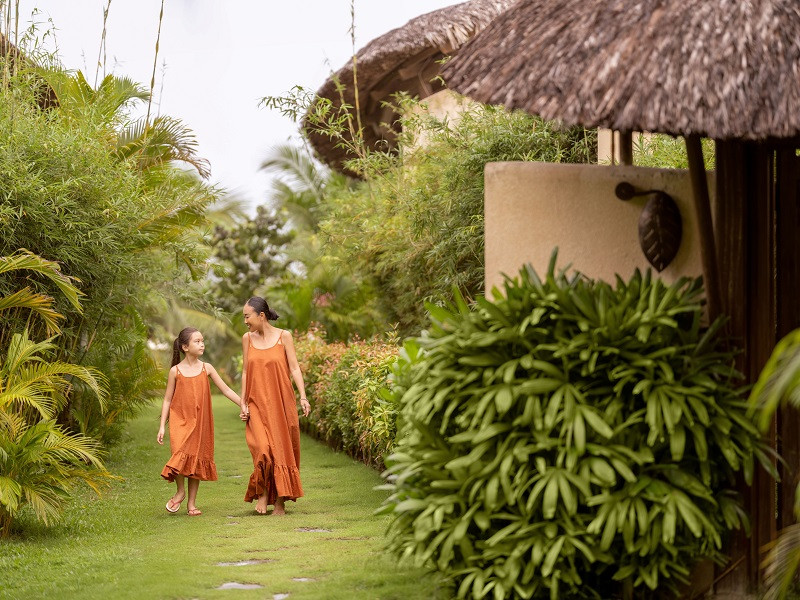 Mang dáng vẻ yên bình bên bờ biển thơ mộng, Ana Mandara Cam Ranh thu hút đông đảo du khách trong và ngoài nước. Ảnh: Ana Mandara Cam Ranh