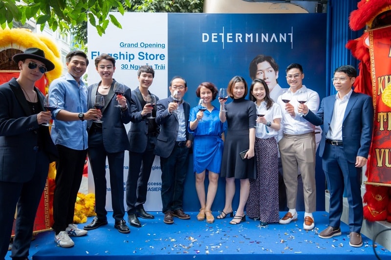Sự kiện quy tụ nhiều khách mời thân thiết của thương hiệu và đại diện các cơ quan truyền thông, cùng các gương mặt nổi bật trong làng thời trang