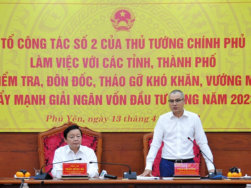 ông Phạm Đại Dương – Ủy viên Trung ương Đảng, Bí thư Tỉnh uỷ, Trưởng đoàn ĐBQH tỉnh Phú Yên , ghi nhận những ý kiến chỉ đạo sâu sát, kịp thời của Phó Thủ tướng Chính phủ Trần Hồng Hà và ý kiến góp ý của lãnh đạo các bộ trong việc giải quyết các kiến nghị của tỉnh Phú Yên và các tỉnh, thành phố nhằm tháo gỡ khó khăn và thúc đẩy giải ngân vốn đầu tư công năm 2023. Đồng thời, Bí thư Dương cũng cam kết: sau cuộc họp này, Tỉnh ủy sẽ chỉ đạo Ban cán sự Đảng UBND tỉnh tập trung chỉ đạo UBND tỉnh điều hành nghiêm túc, quyết liệt, kế hoạch đầu tư công năm 2023, phấn đấu giải ngân kế hoạch vốn trên 95% theo tinh thần chỉ đạo của Thủ tướng Chính phủ 