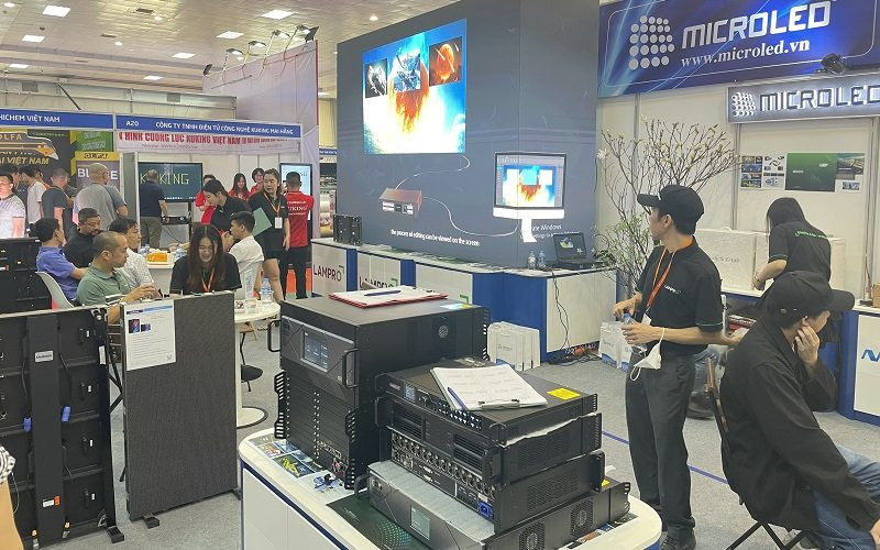 Khai mạc triển lãm chuyên ngành Quảng cáo, In ấn và Bao bì Việt Nam