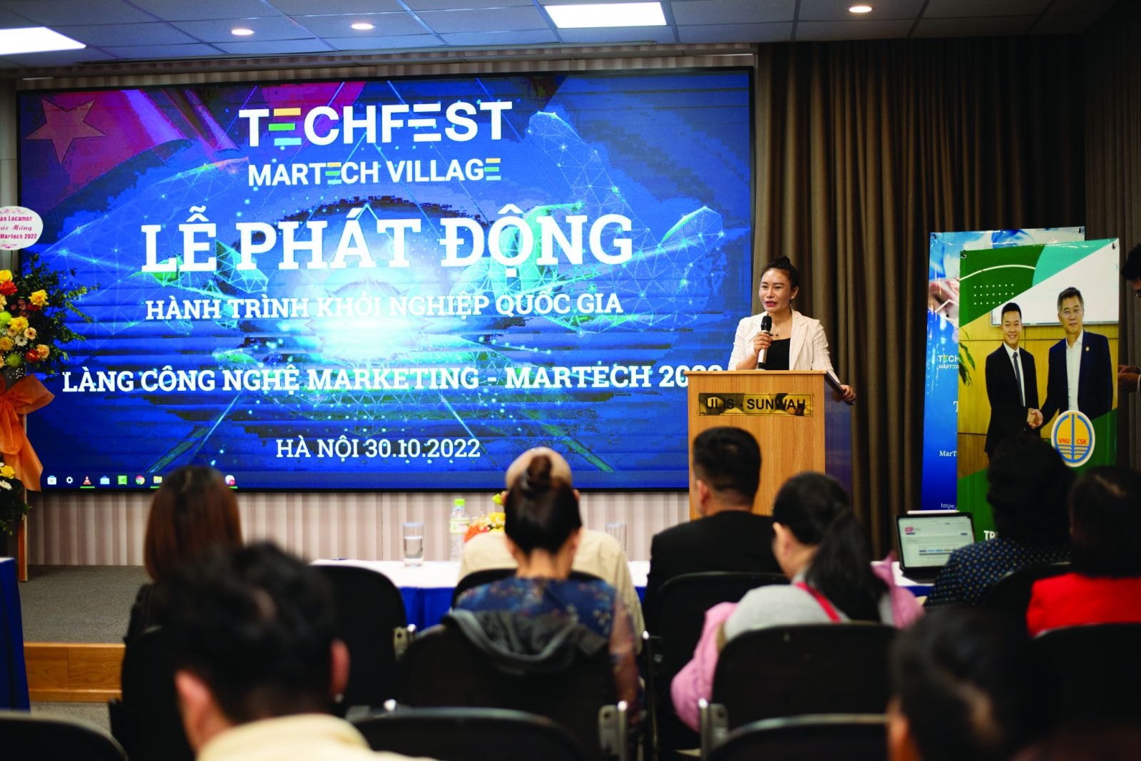 p/Lễ Phát động hành trình khởi nghiệp quốc gia của làng Công nghệ Marketing – Martech 2022 thu hút sự quan tâm của rất nhiều startup 