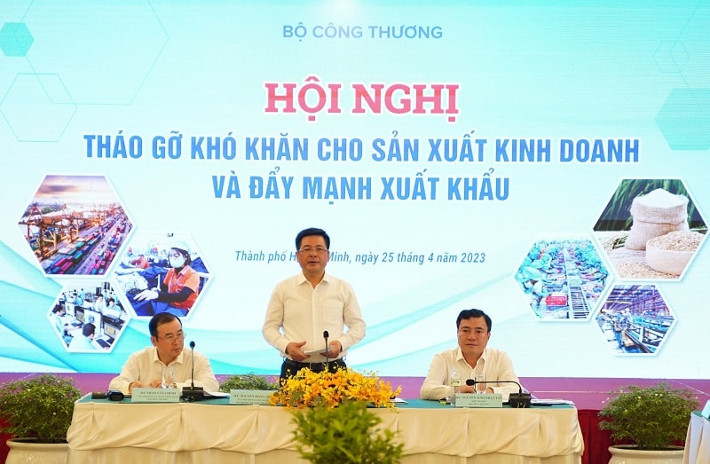 Bộ trưởng Bộ Công Thương Nguyễn Hồng Diên: Mất đơn hàng, mất doanh nghiệp