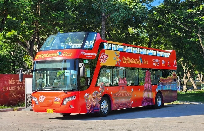 Xe buýt City tour Hà Nội.