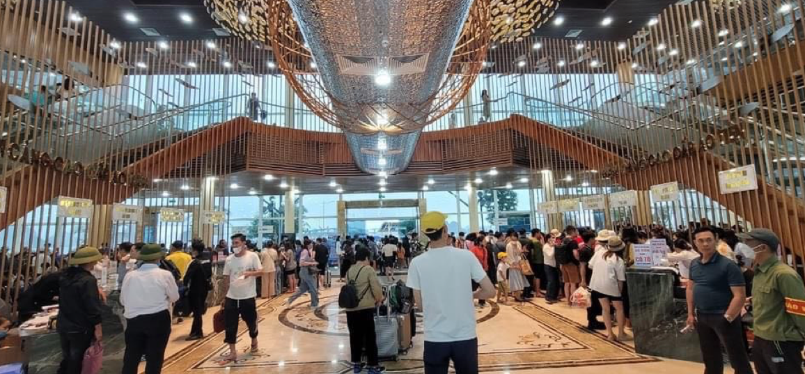 Cảng Ao Tiên Vân Đồn đón lượng khách đông kỷ lục trên 10 ngàn khách 