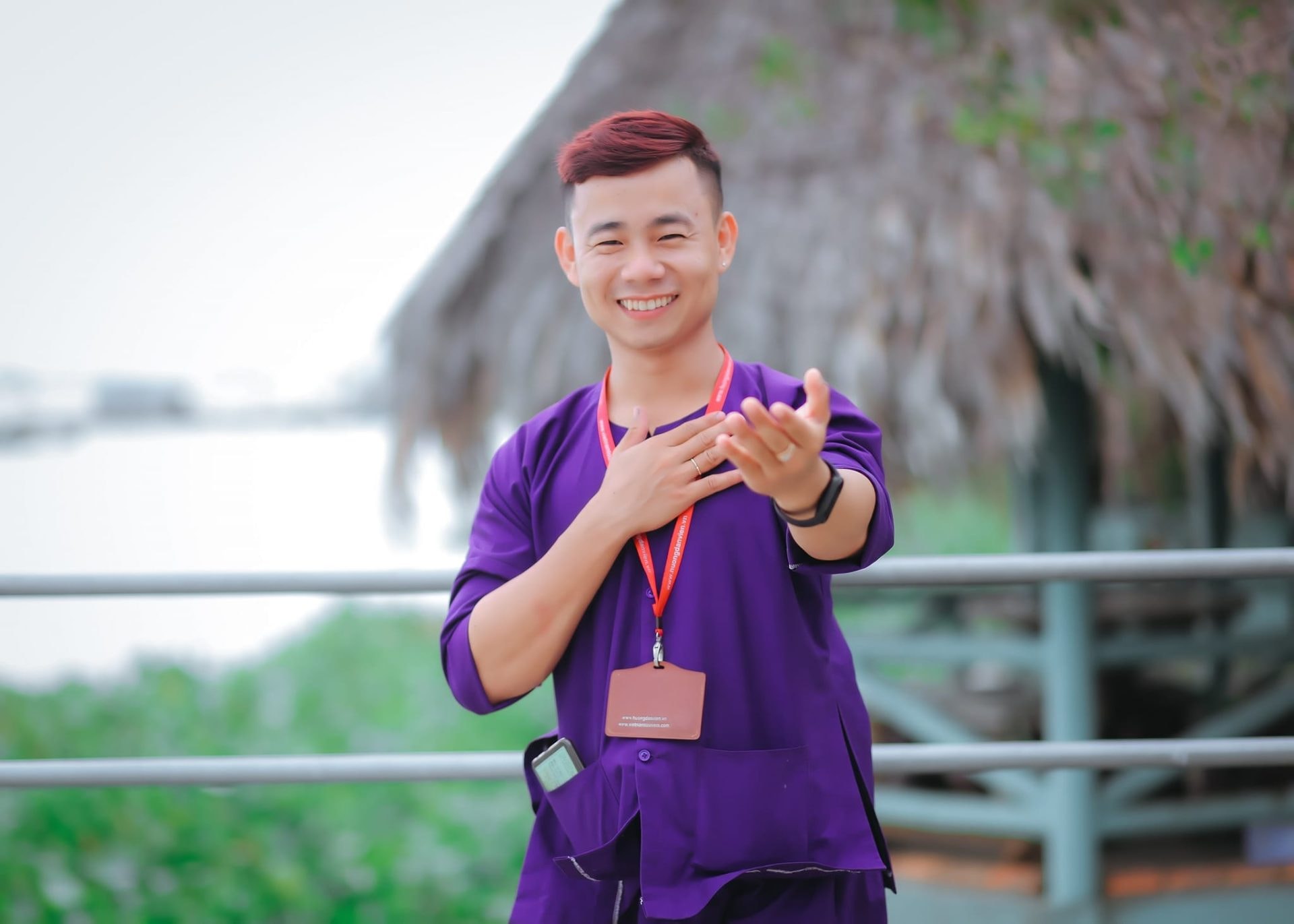 Du khách tìm đến miền Tây vì hướng dẫn viên duyên dáng