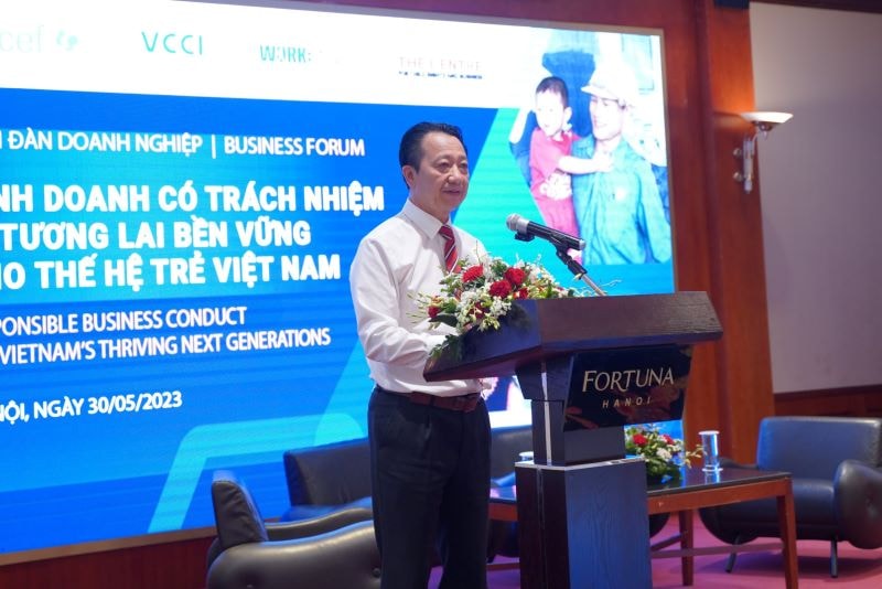 Phó Chủ tịch VCCI, Nguyễn Quang Vinh, phát biểu tại 