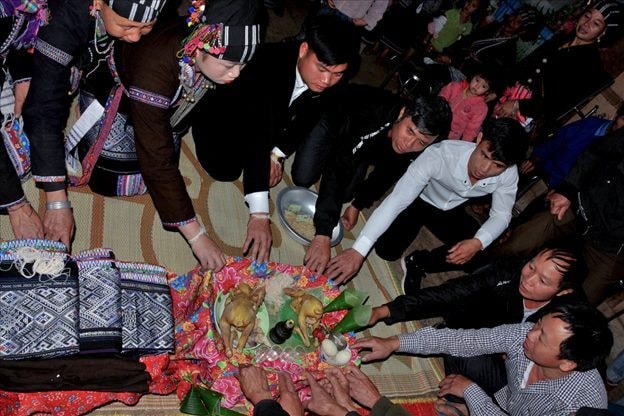 Khám phá nét độc đáo trong đám cưới người Lự