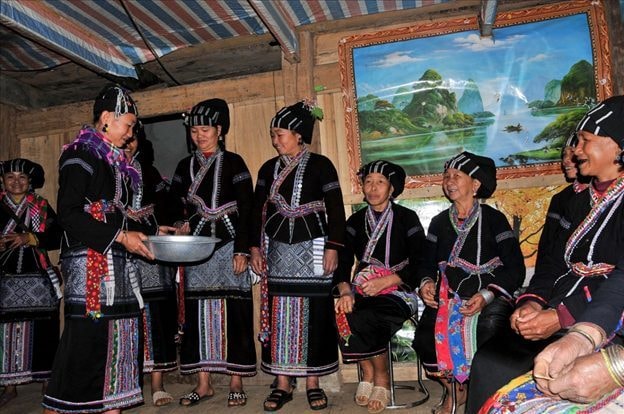 Khám phá nét độc đáo trong đám cưới người Lự