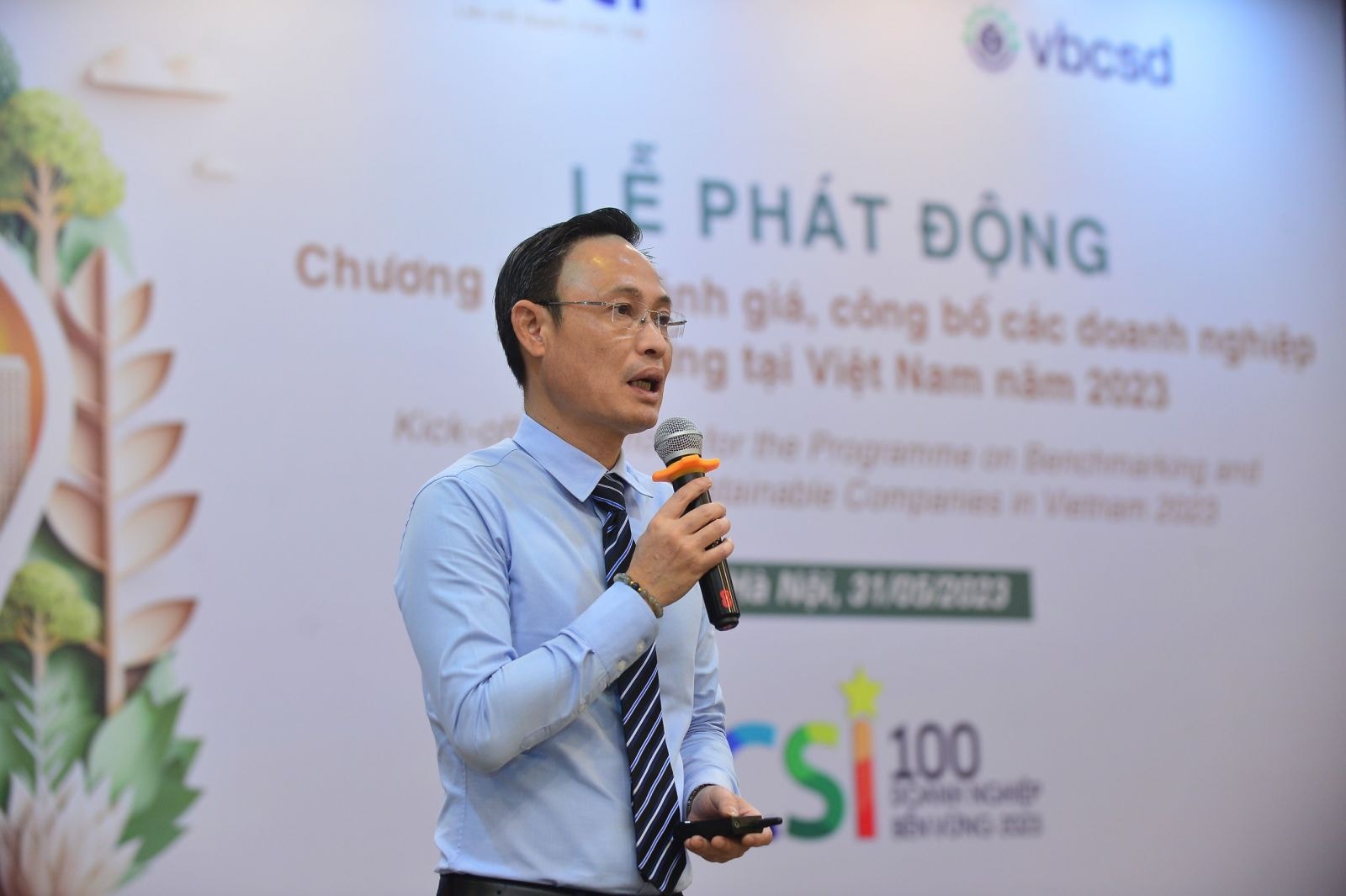 Ông Phạm Hoàng Hải, Trưởng bộ phận Quan hệ đối tác, Ban Thư ký VBCSD giới thiệuvề Chương trình cũng như những điểm mới của Bộ chỉ số CSI 2023.