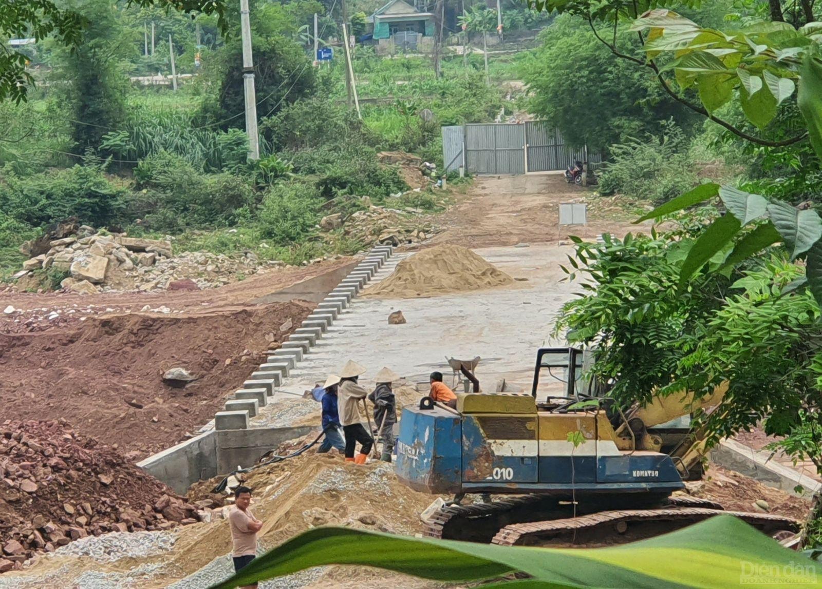 Đến nay, Nghệ An vẫn còn hàng chục đơn vị cấp Sở, ngành, huyện, thành, thị...vẫn đang trong tình trạng loay hoay với việc xử lý nguồn vốn đầu tư công