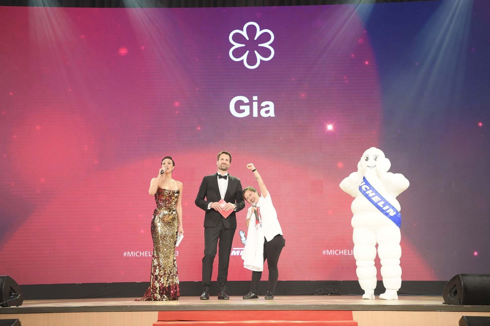 GIA (Hà Nội): là nhà hàng Việt Nam theo phong cách đương đại của Bếp trưởng Sam Trần. Nhà hàng được nhận một Sao MICHELIN nhờ thực đơn thay đổi theo mùa, lấy cảm hứng từ những di sản ẩm thực Việt Nam. 