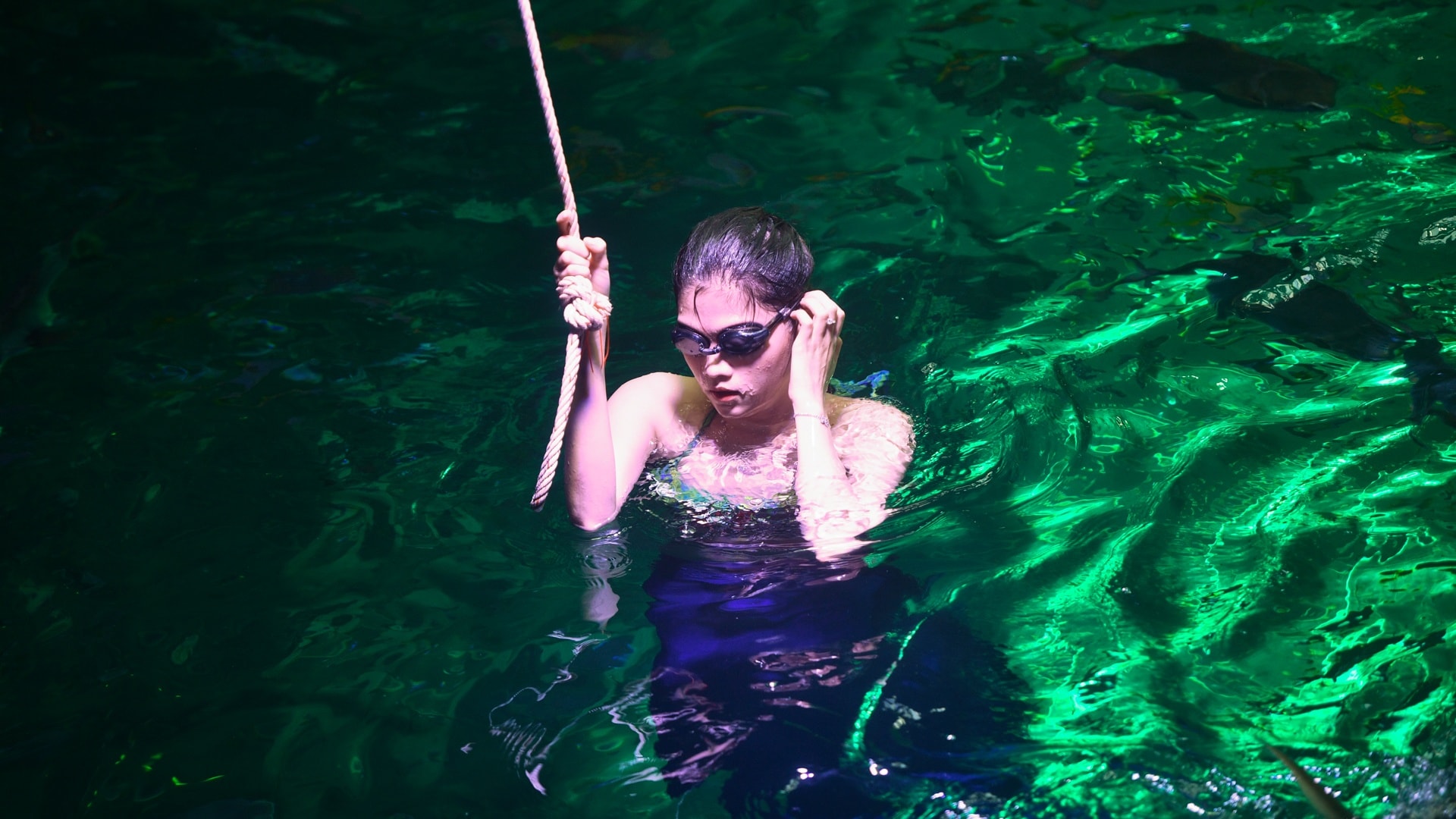 Một ngày của 'nàng tiên cá' ở Phú Quốc