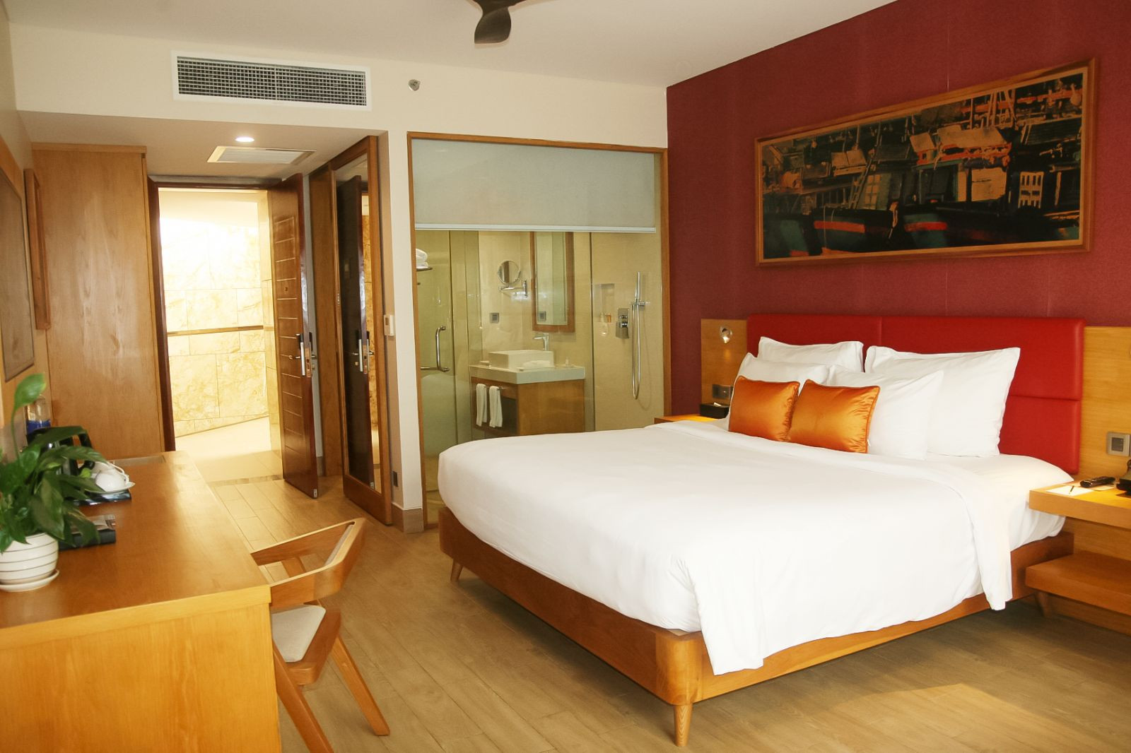 Phòng nghỉ tiện nghi, sang trọng tại Marina Bay Vung Tau resort & spa (Ảnh: Vũ Phường)