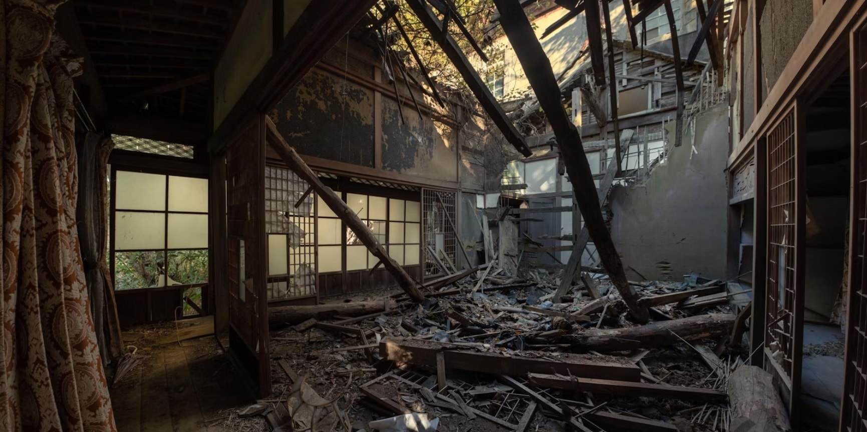 10 địa điểm bỏ hoang ở Nhật Bản 10 địa điểm bỏ hoang ở Nhật Bản