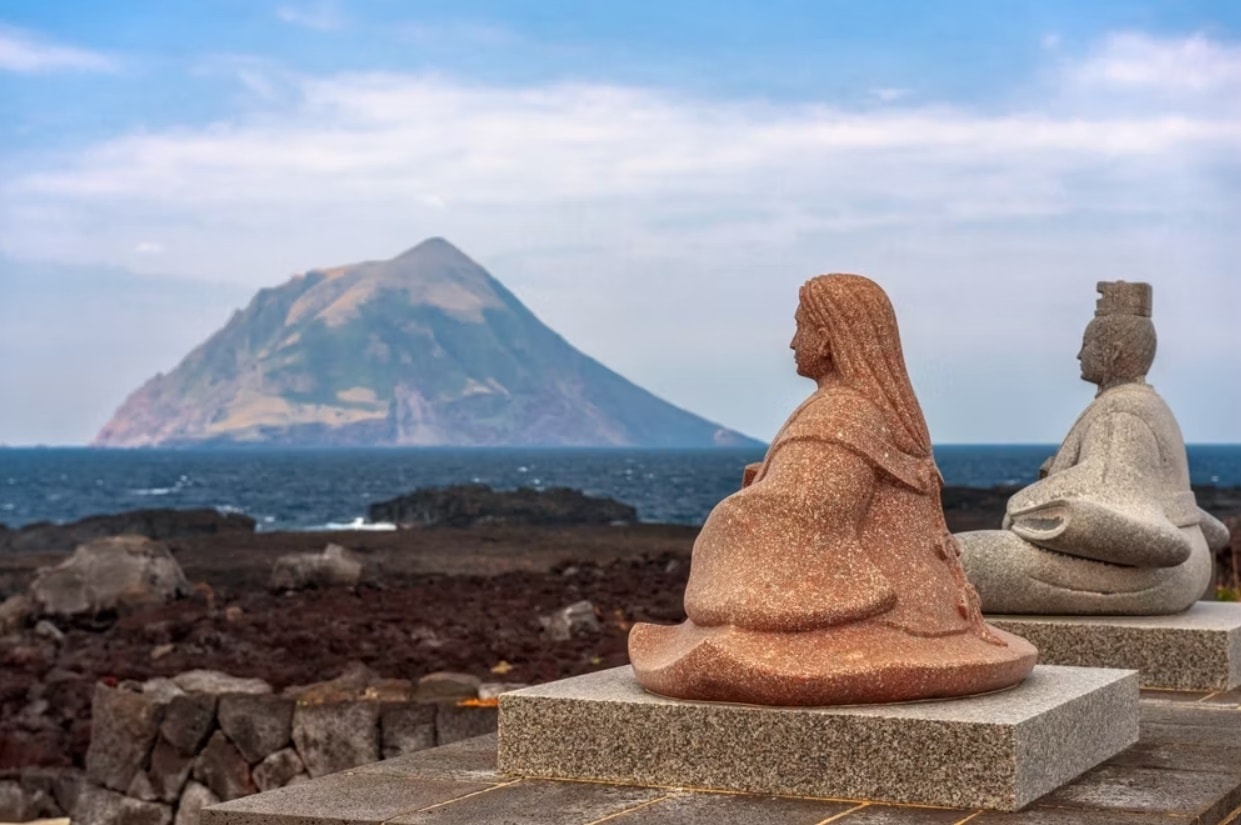 10 địa điểm bỏ hoang ở Nhật Bản 10 địa điểm bỏ hoang ở Nhật Bản