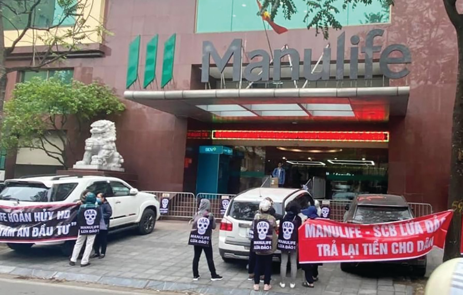  Nhiều doanh nghiệp bảo hiểm, tư vấn viên, đại lý tư vấn không đúng, che giấu thông tin.. khi ký kết hợp đồng bảo hiểm nhân thọ.