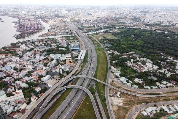 dự án Vành đai 4 có tổng chiều dài gần 200 km, đi qua TP HCM, Bình Dương, Đồng Nai, Long An, Bà Rịa - Vũng Tàu, mỗi địa phương chủ trì thực hiện đoạn qua địa bàn theo hình thức PPP