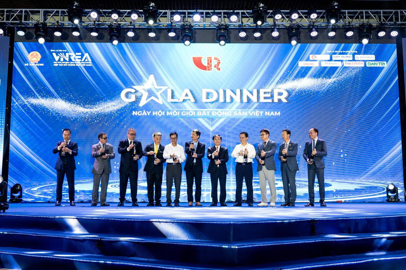 Hình ảnh khai tiệc đêm Gala Dinner (Ảnh: VARS).