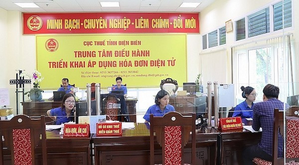 Cục Thuế sẽ tiếp tục đẩy mạnh cải cách thủ tục hành chính về thuế; tập trung tháo gỡ, giải quyếtp/kịp thời khó khăn, vướng mắc cho doanh nghiệp, cải thiện môi trường kinh doanh,p/tạo điều kiện cho doanh nghiệp phát triển ổn định, vững chắc, thu hút đầu tư, tăng thêm năng lực sản xuất mới, thúc đẩy tăng trưởng kinh tế, tạo tiền đề để tăng thu cho NSNN. ..