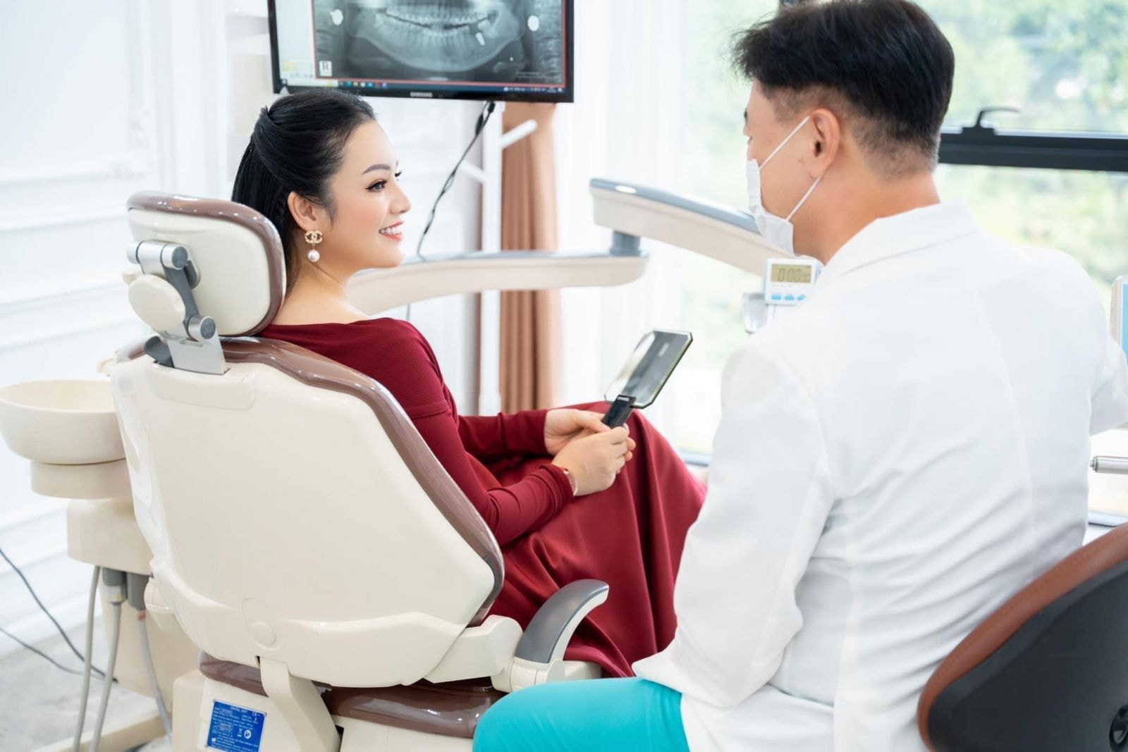 Miso còn có một số lượng rất đông khách hàng là nghệ sĩ và người nổi tiếng ở Việt Nam 