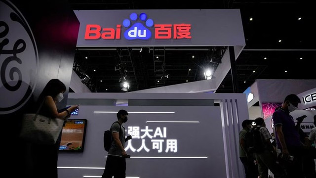 Baidu là công ty công nghệ lớn đầu tiên của Trung Quốc ra mắt sản phẩm chatbot AI để cạnh tranh với ChatGPT. Ảnh: Reuters