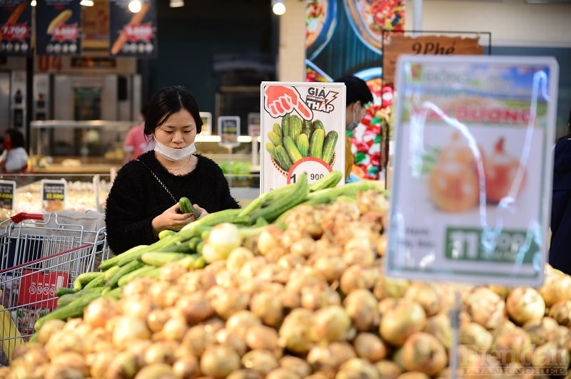 Theo các chuyên gia, việc lấy CPI tăng 20% làm thước đo điều chỉnh thuế thu nhập cá nhân và giảm trừ gia cảnh đã lỗi thời - Ảnh minh họa