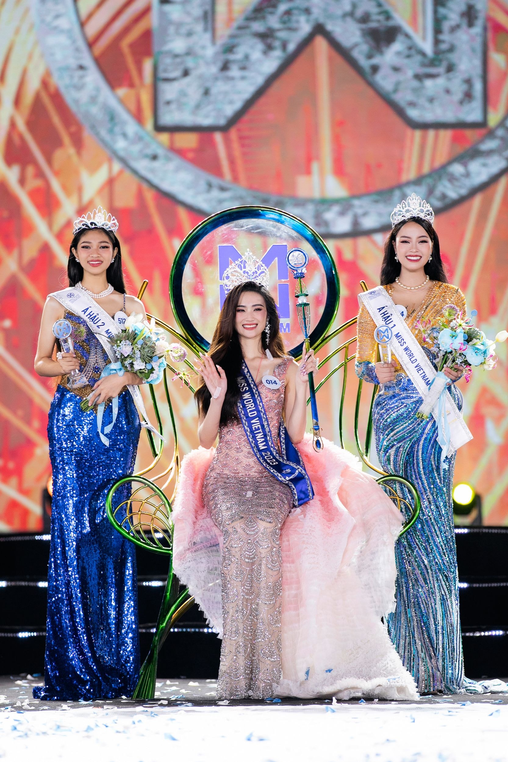 Top 3 mỹ nhân tài sắc vẹn toàn của Miss World Vietnam 2023 rạng rỡ trong đêm đăng quang