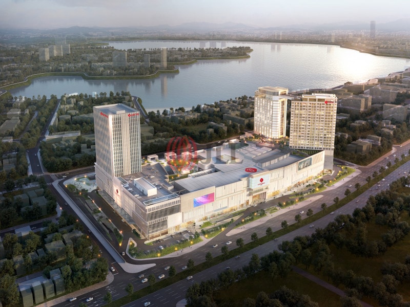 Lotte Mall Westlake Hanoi của Tập đoàn Lotte đã chính thức hoạt động vào ngày 28/7 vừa qua.