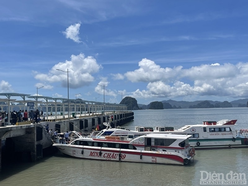 Quảng Ninh luôn xác định kinh tế tư nhân là một động lực quan trọng để phát triển kinh tế cùng với kinh tế nhà nước, kinh tế tập thể là nòng cốt để phát triển nền kinh tế độc lập, tự chủ.