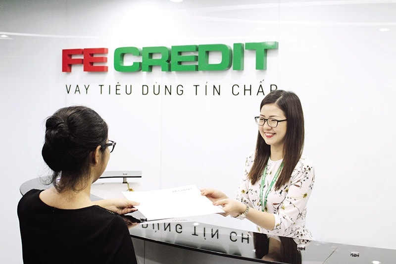 Cùng với doanh nghiệp bán lẻ giảm dự trữ hàng tồn kho 4 quý liên tiếp, lãi suất 