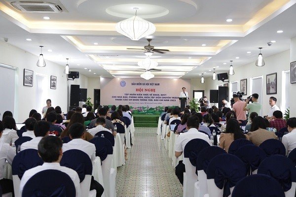 Toàn cảnh hội thảo