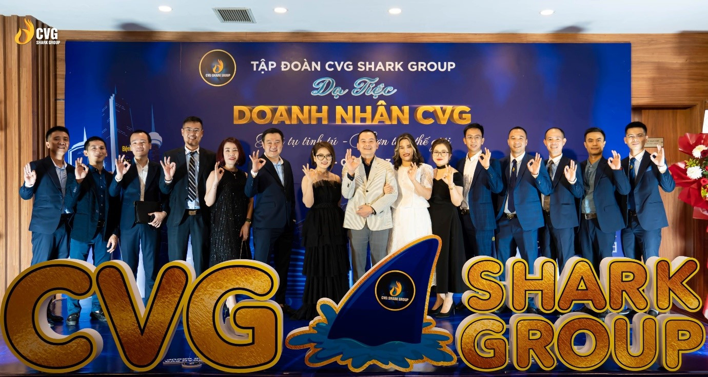 Các chuyên gia của khóa Sharker 02 hào hứng vì tiếp thu được nhiều kiến thức quý báu