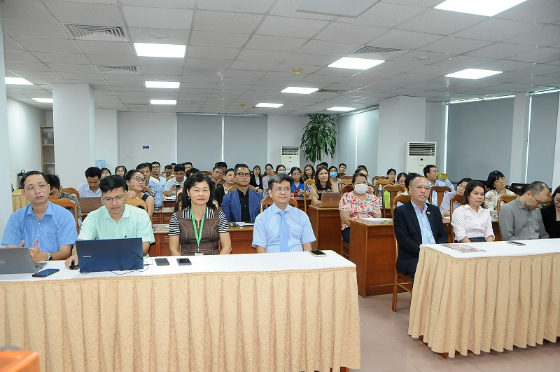 Khóa đào tạo thu hút đông đảo học viên là các Giảng viên các trường Đại học, Cao đẳng khu vực Đông Nam Bộ và lãnh đạo nhiều doanh nghiệp.