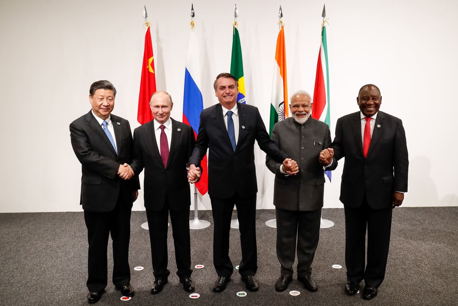 Các nhà lãnh đạo khối BRICS năm 2019. Ảnh: Reuters