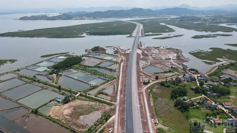 Giao thông đồng bộ đã thúc đẩy phát triển kinh tế của tỉnh Quảng Ninh và các địa phương nằm dọc theo trục đường cao tốc