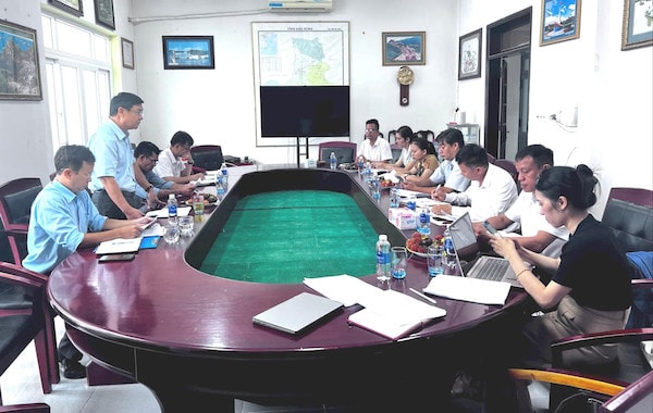 Đoàn kiểm tra liên ngành kiểm tra công tác cái cách hành chính tại Sở Công Thươngp/